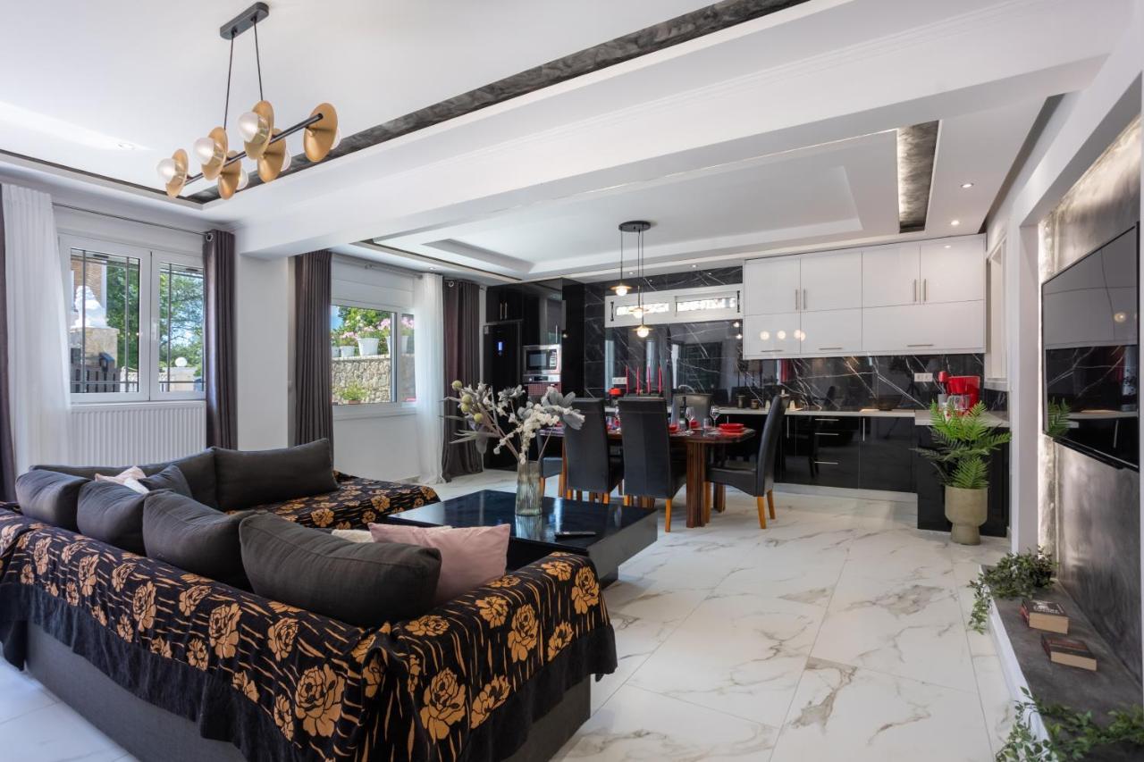 Nina'S Luxury Apartments Virósz Kültér fotó