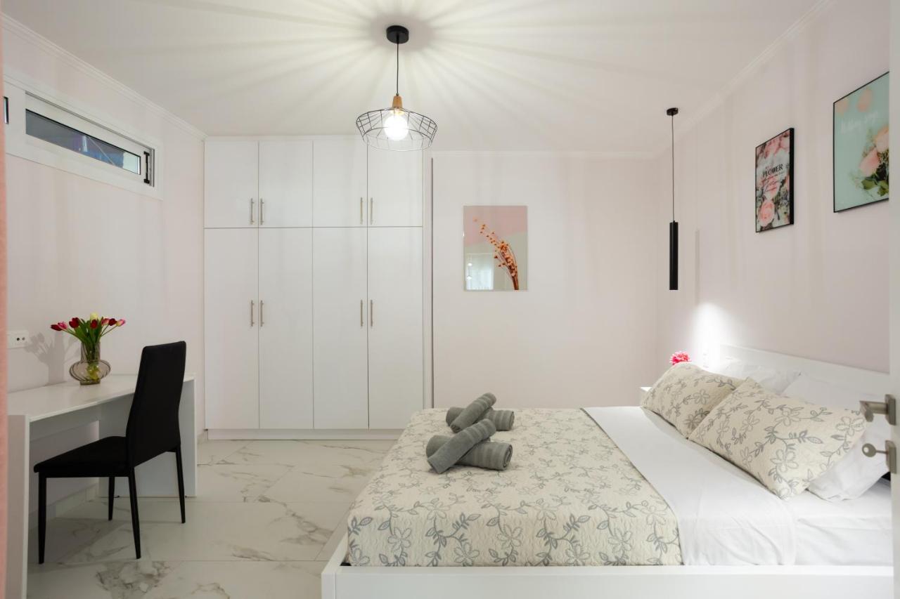 Nina'S Luxury Apartments Virósz Kültér fotó